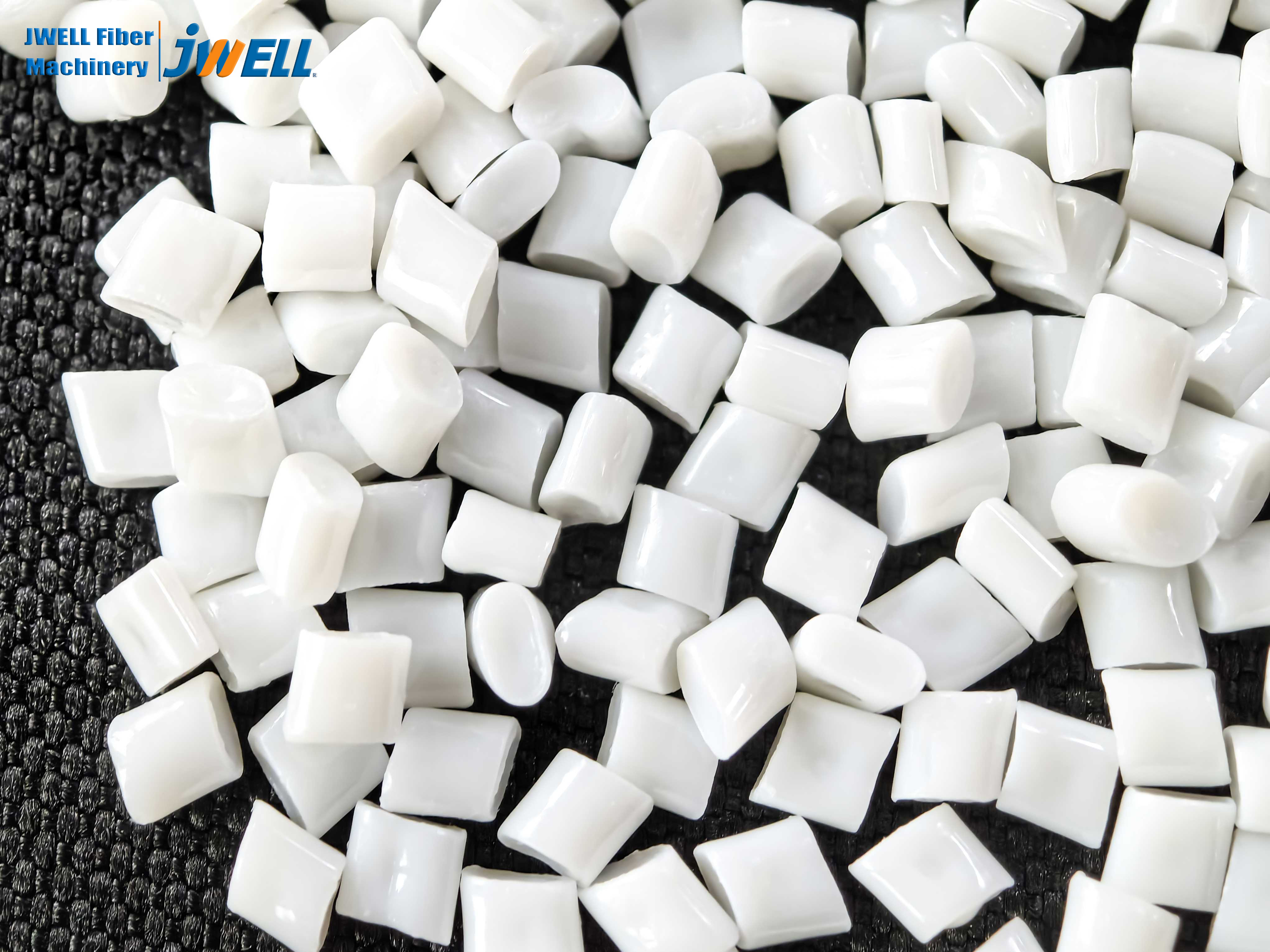 Хлопья из переработанных ПЭТ-бутылок (полуматовые)