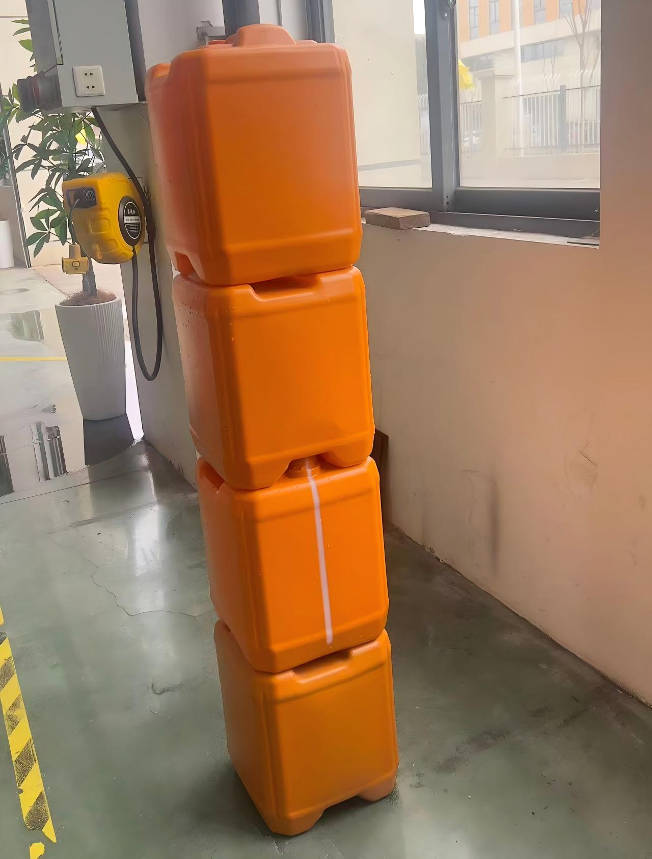 Выдувная машина Jwell 30L для одно-/многослойных пластиковых контейнеров из полиэтилена высокой плотности/канистр/бочек с открытым верхом