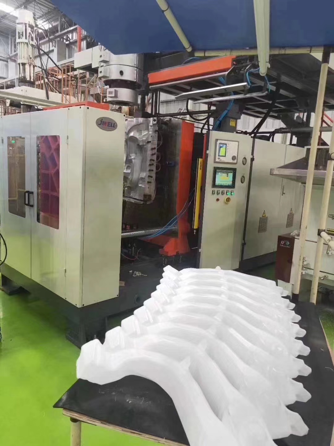 Трехмерная выдувная машина Jwell (робот) для автоматических воздуховодов/маслоналивных трубок