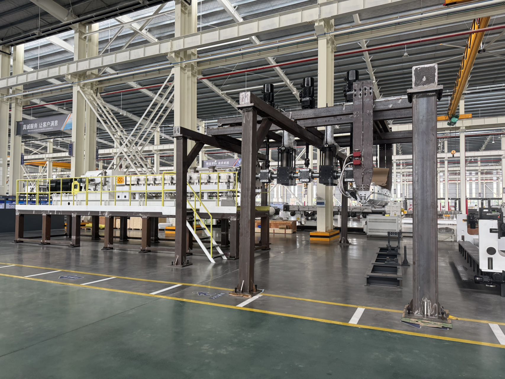 Экструзионная линия для производства межслойной пленки стекла Jwell PVB/SGP Экструдер для производства пластиковой пленки 